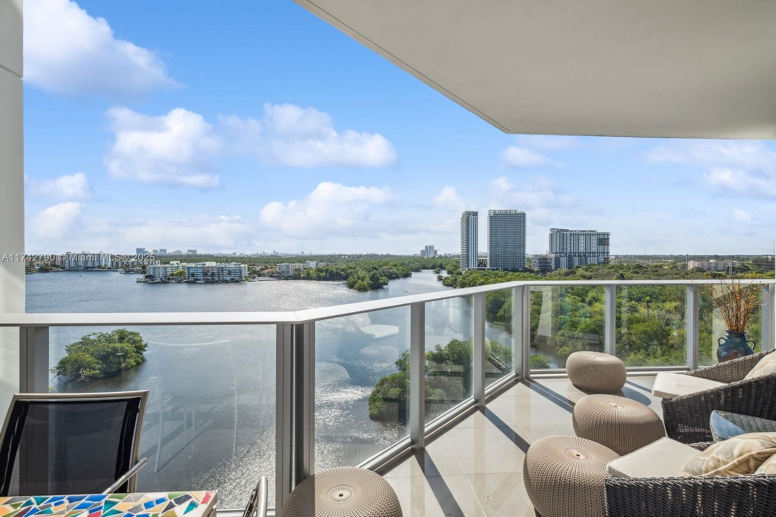 17111 Biscayne Blvd 1004 Property Photo 1