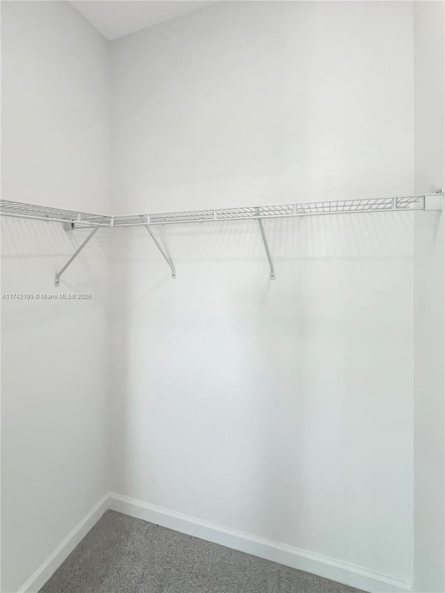 1381 Se 7th Ter 0 Property Photo 11