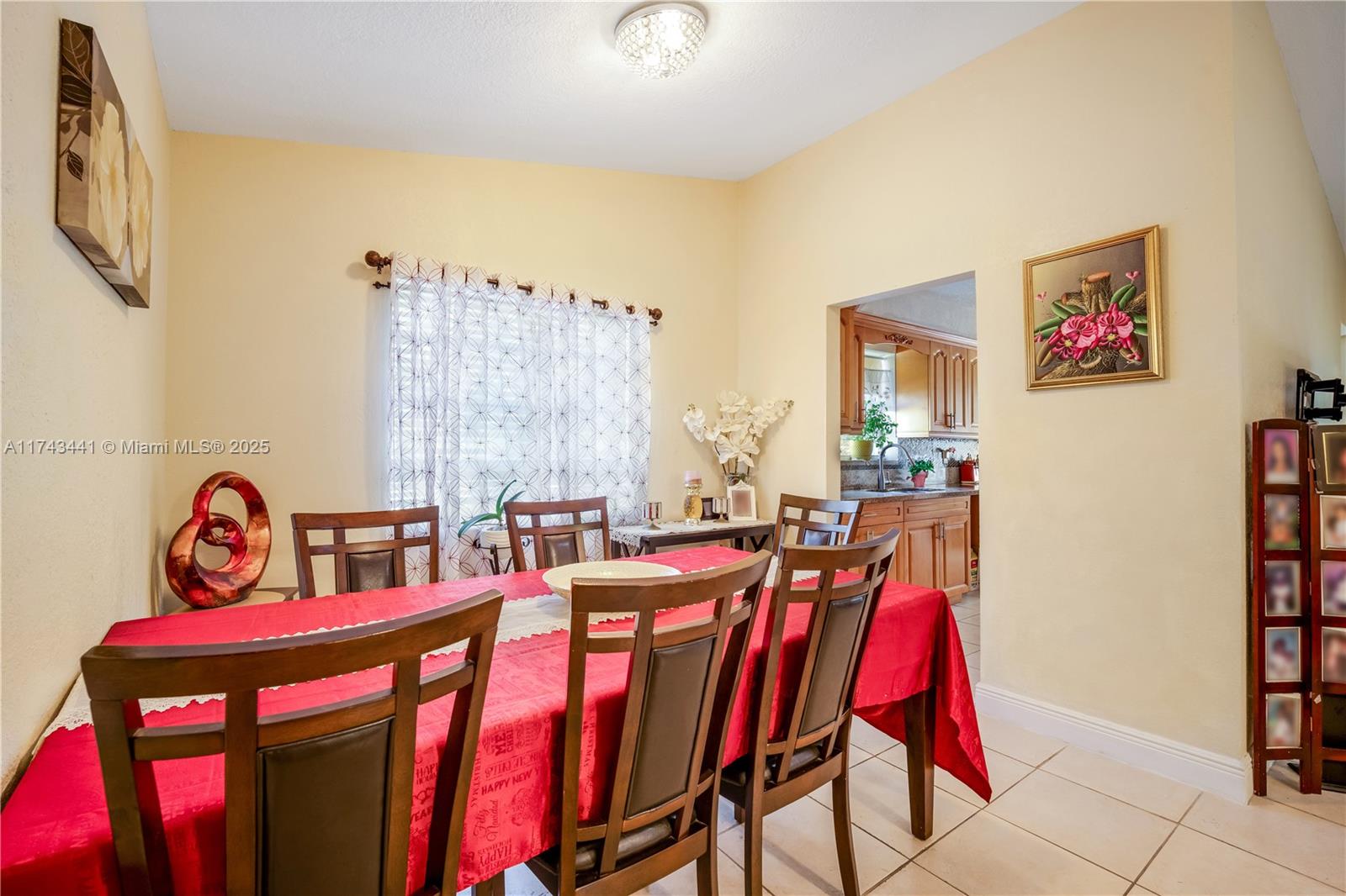 1464 Yellowthroat St . Property Photo 18