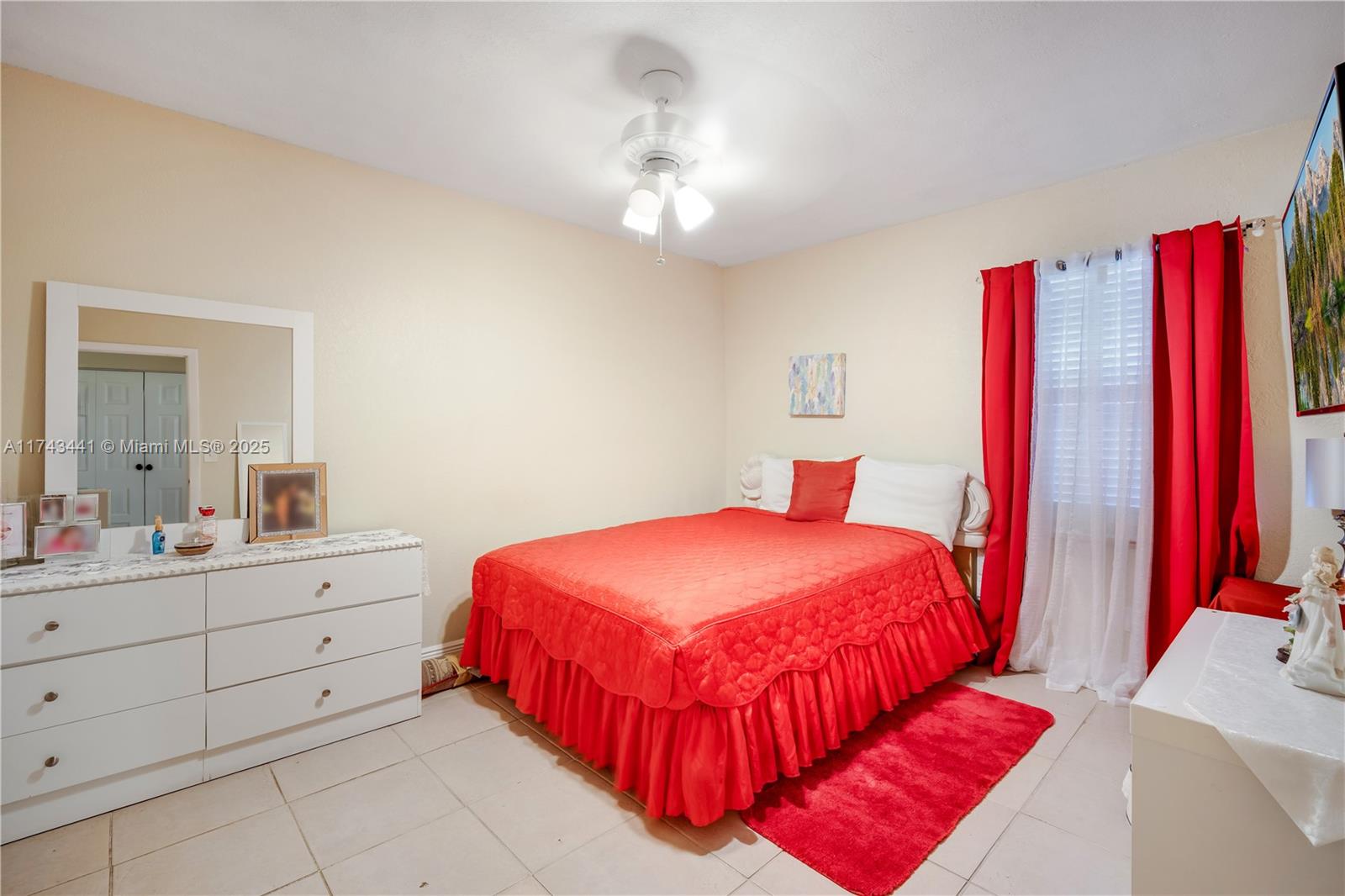 1464 Yellowthroat St . Property Photo 19