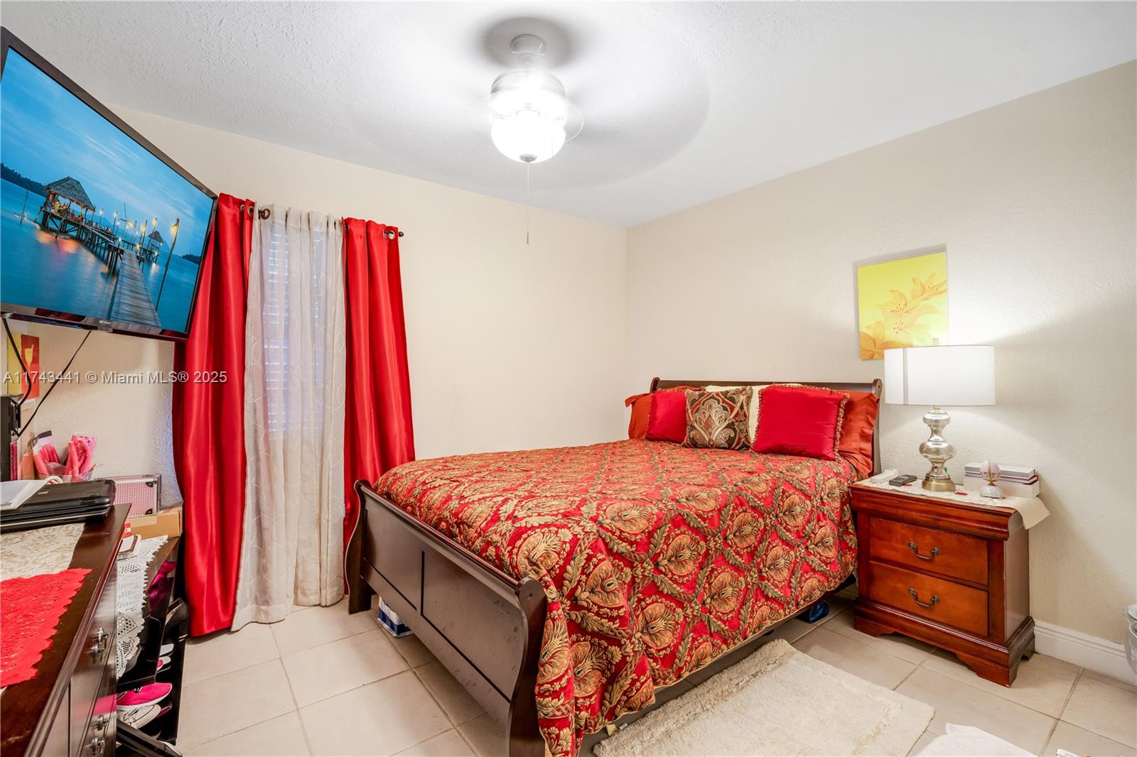 1464 Yellowthroat St . Property Photo 25