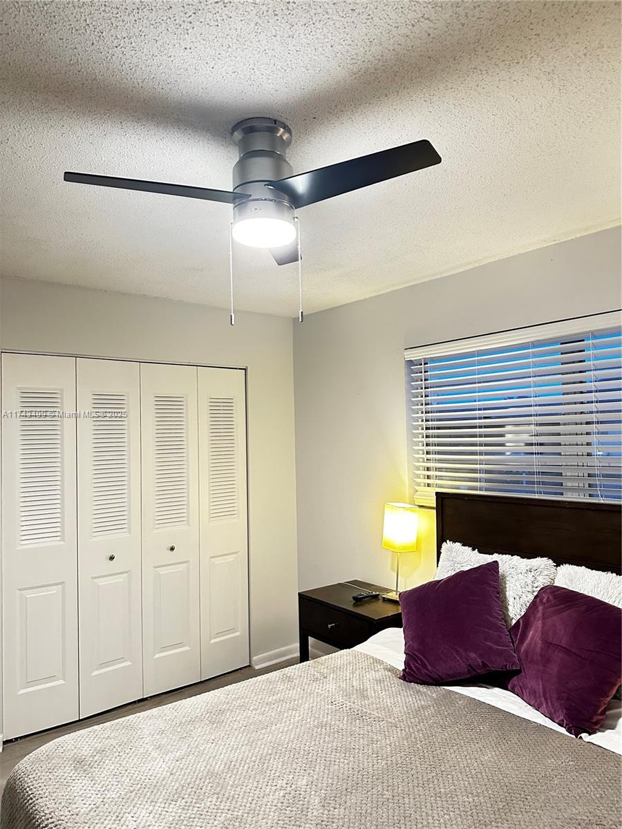 220 Cambridge I Property Photo 13