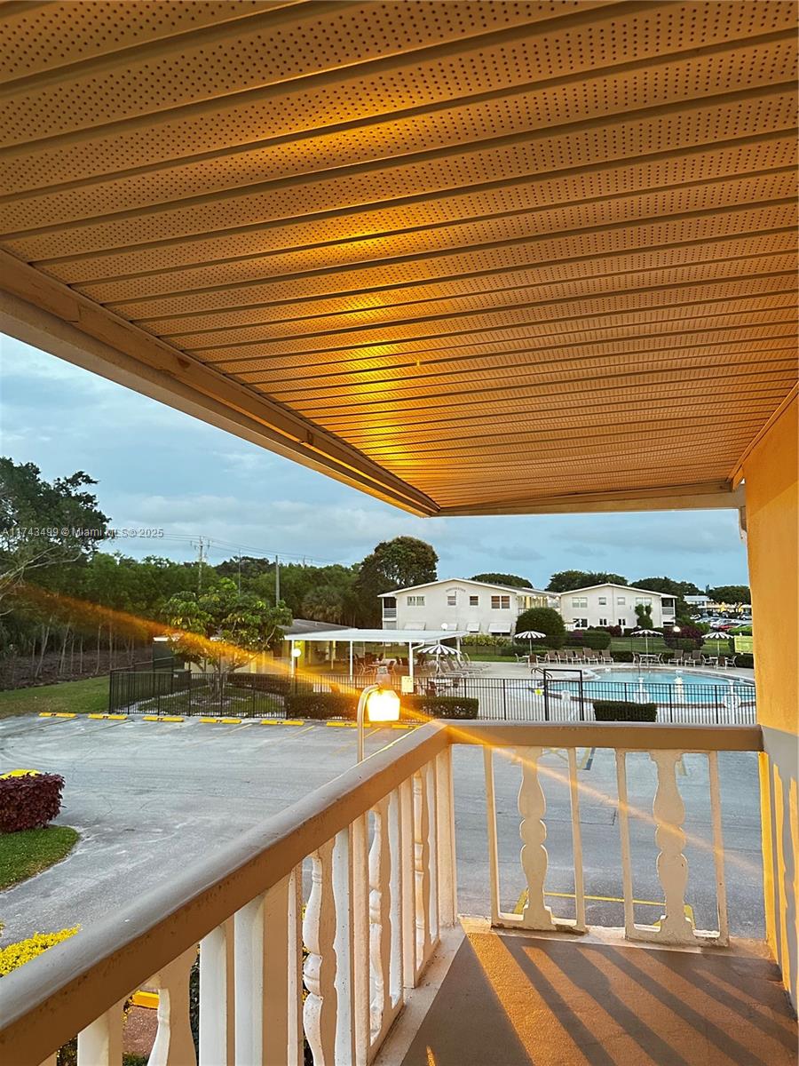220 Cambridge I Property Photo 14