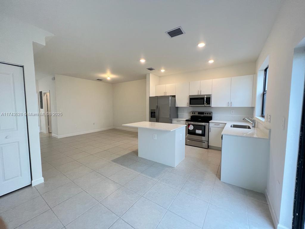 11846 Sw 246 Ln 11846 Property Photo 5