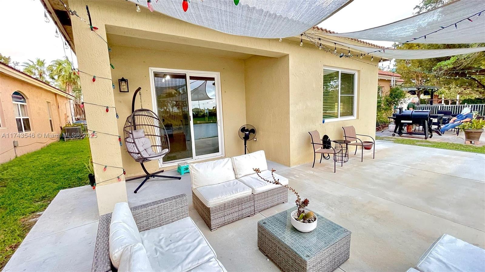 3772 Ne 9th Ct Property Photo 7