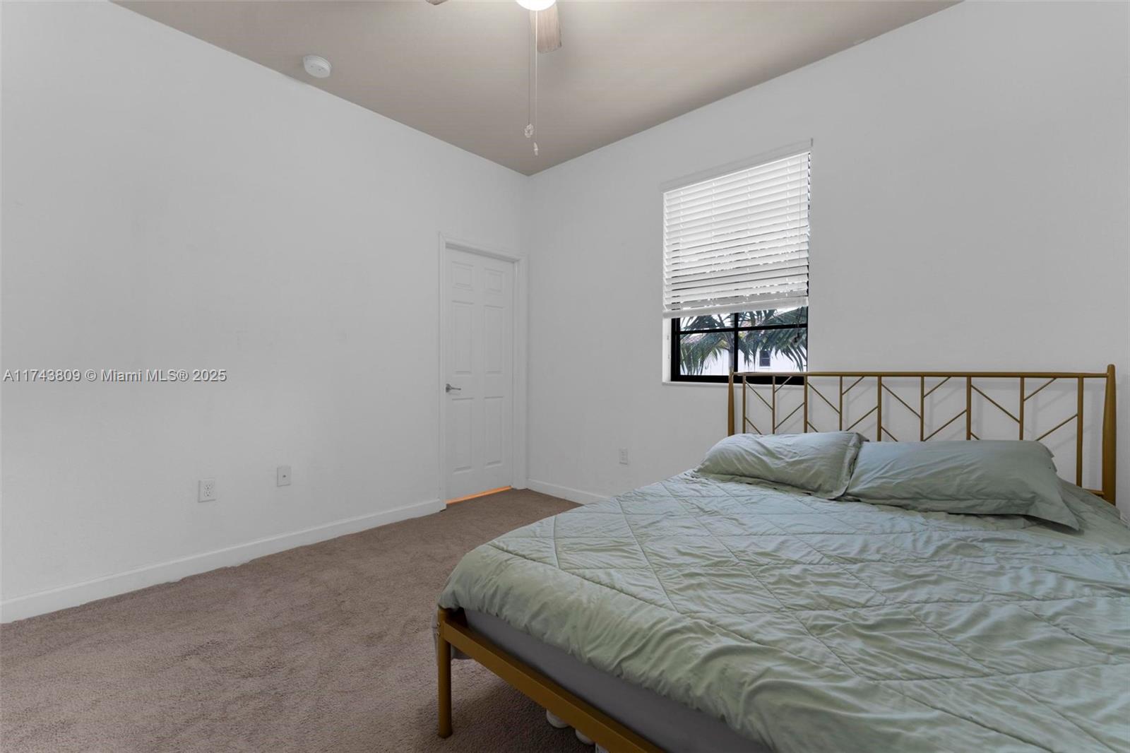 407 Se 32nd Ter Property Photo 18