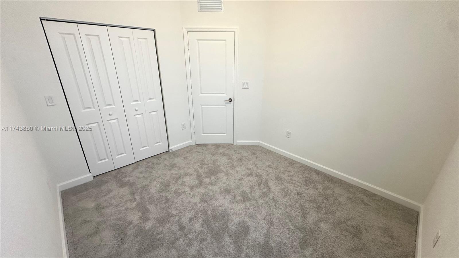 2414 Se 24 Ave Property Photo 11