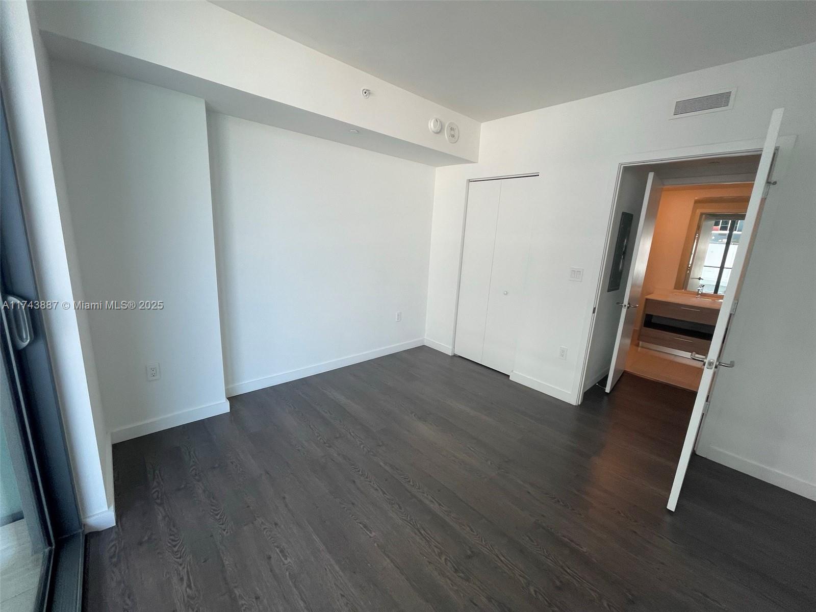 1300 S Miami Ave 1107 Property Photo 13
