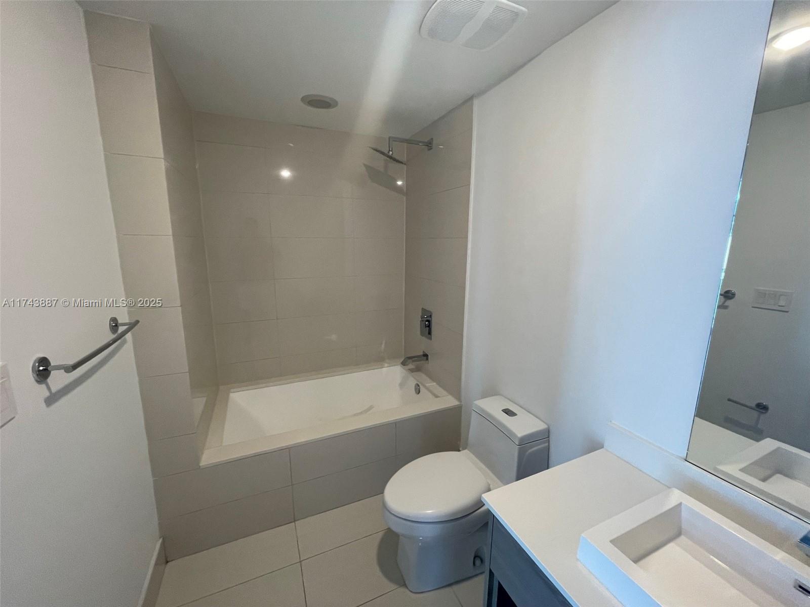 1300 S Miami Ave 1107 Property Photo 14