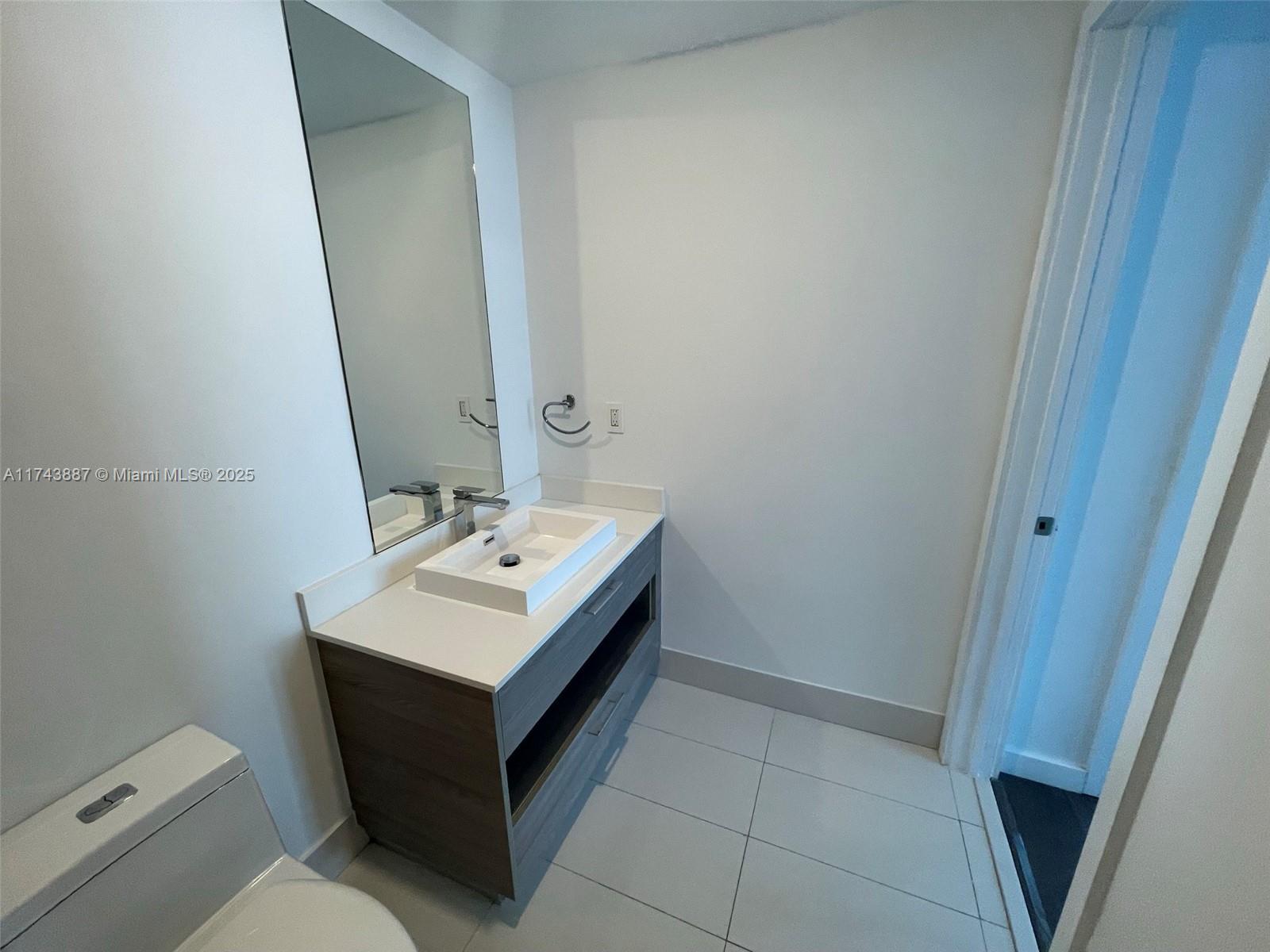 1300 S Miami Ave 1107 Property Photo 15