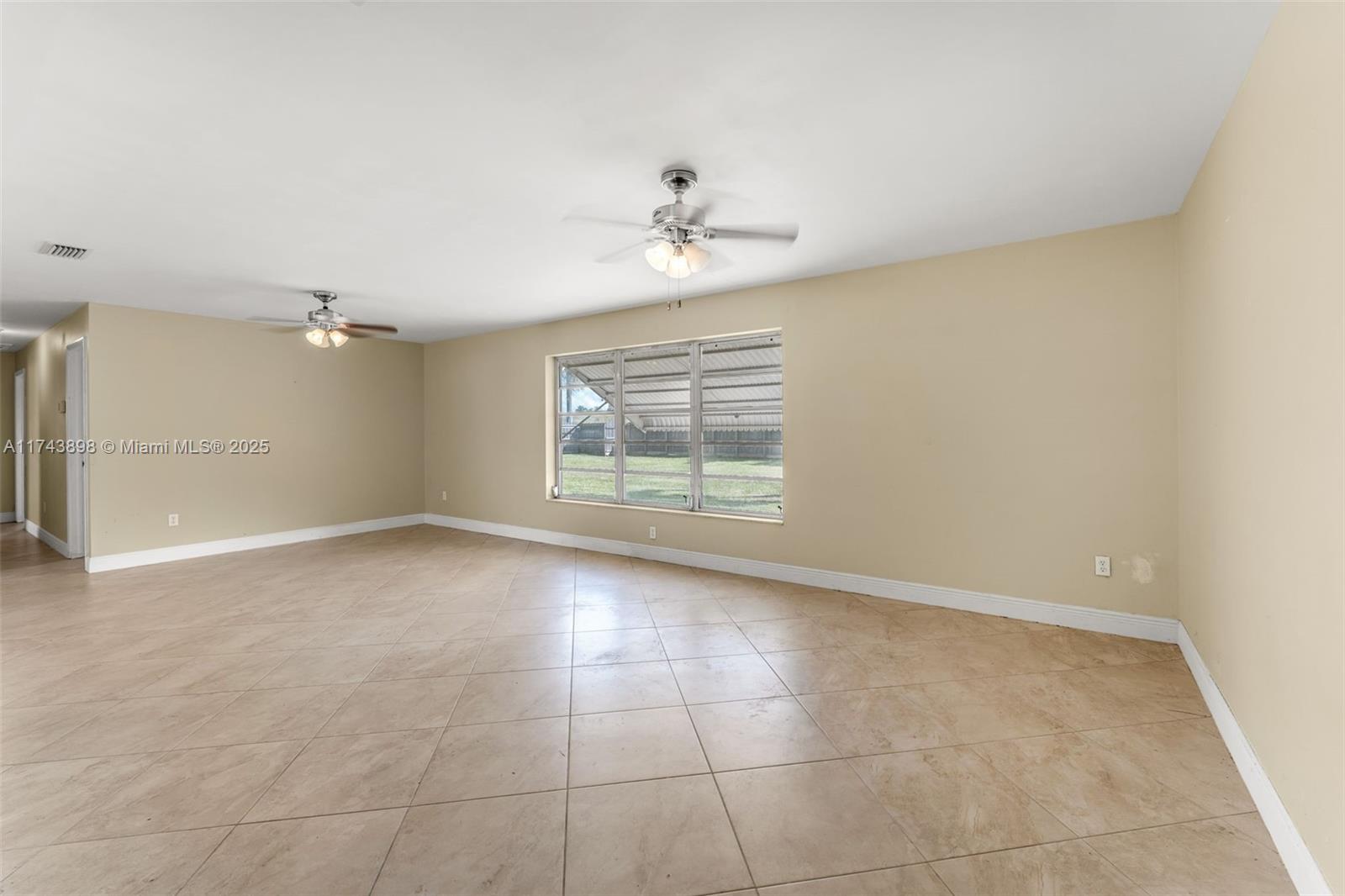 20200 Sw 317th St Property Photo 5