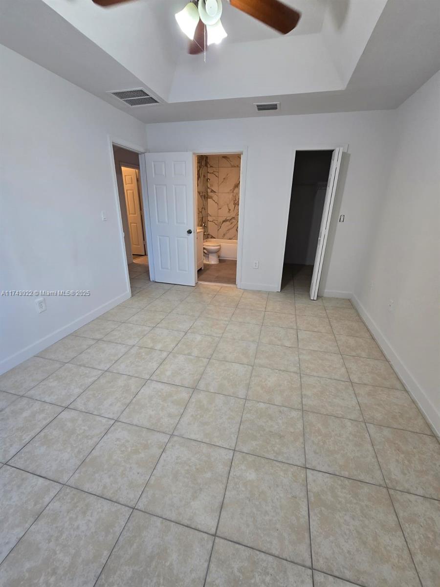 2735 Se 15 Pl 159 Property Photo 4
