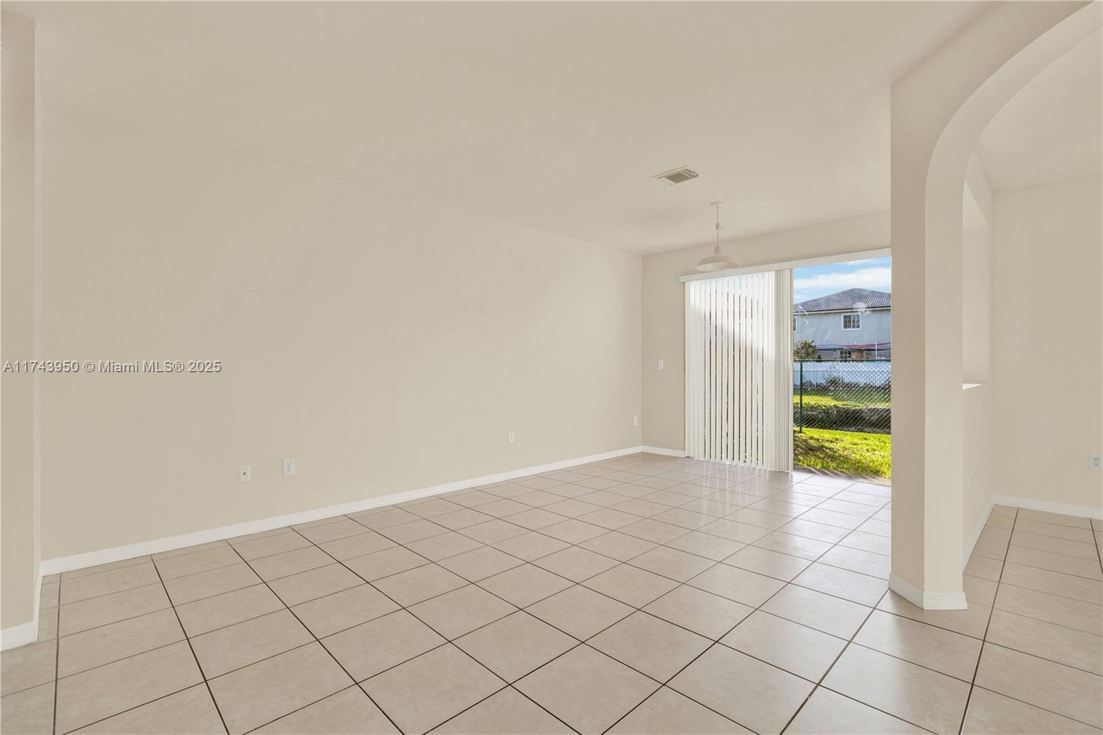 27480 Sw 138th Path Property Photo 3