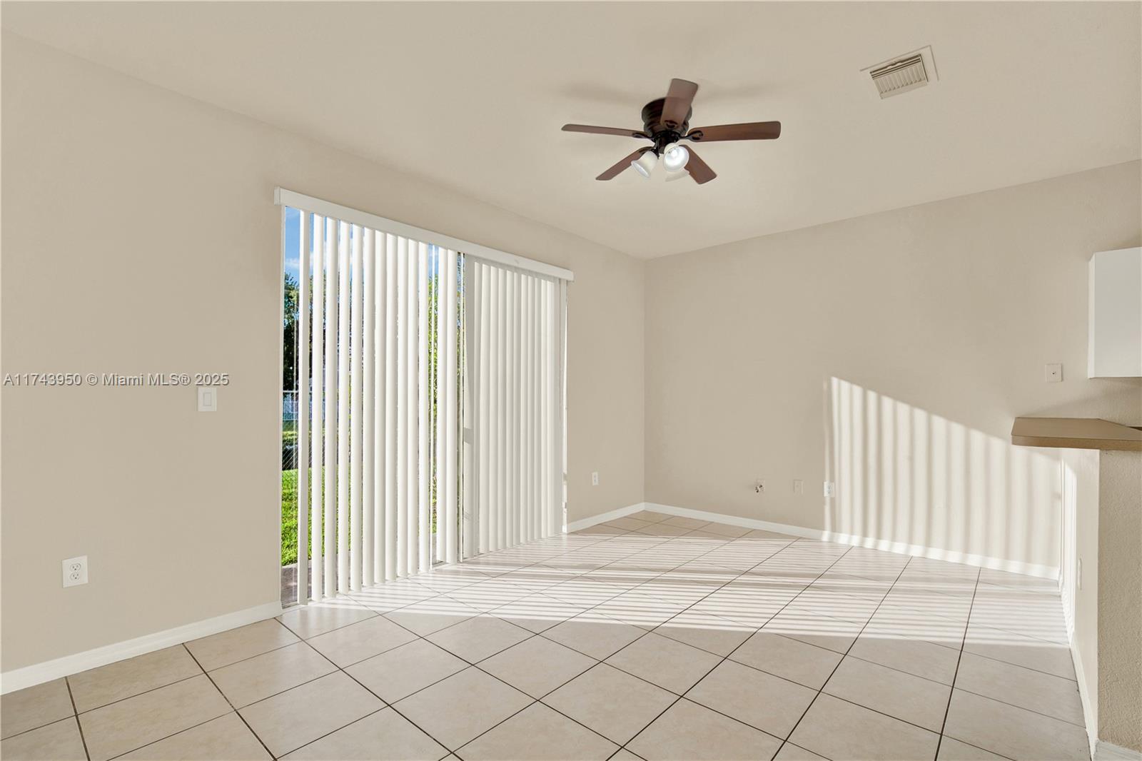 27480 Sw 138th Path Property Photo 5
