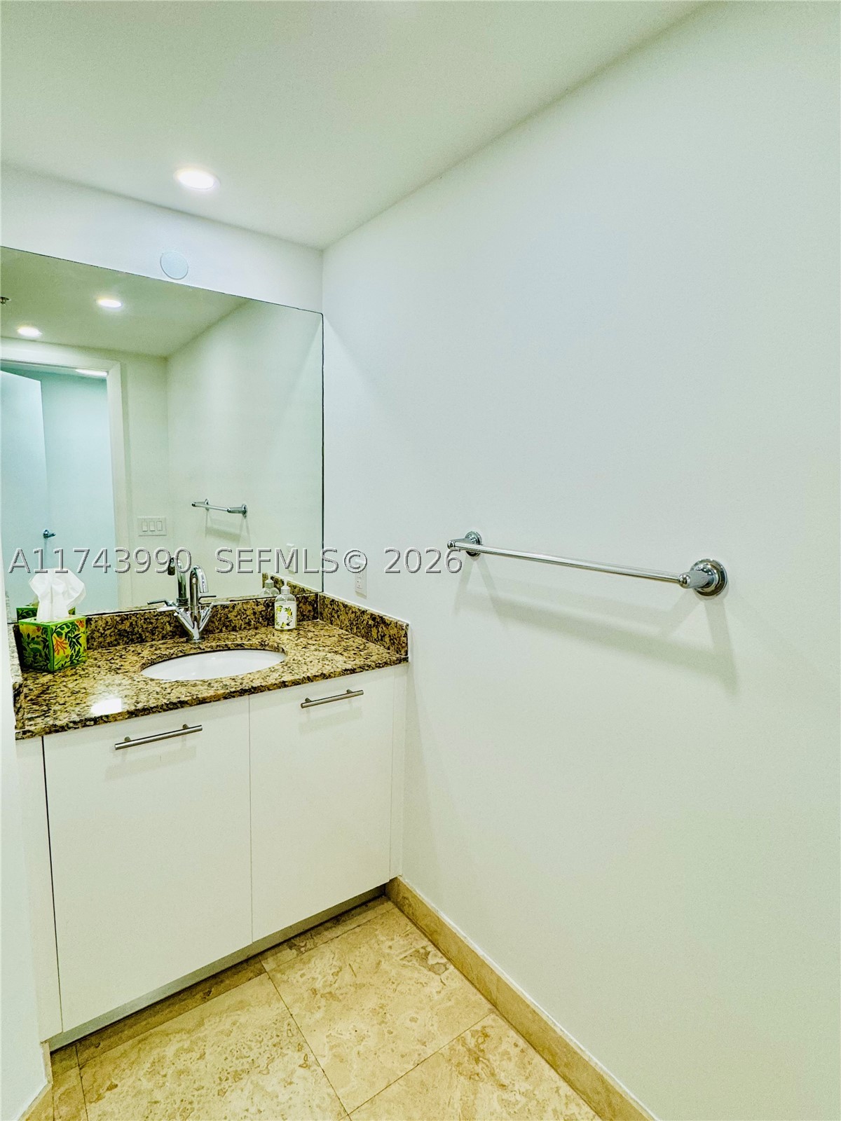 41 Se 5th St 808 Property Photo 7