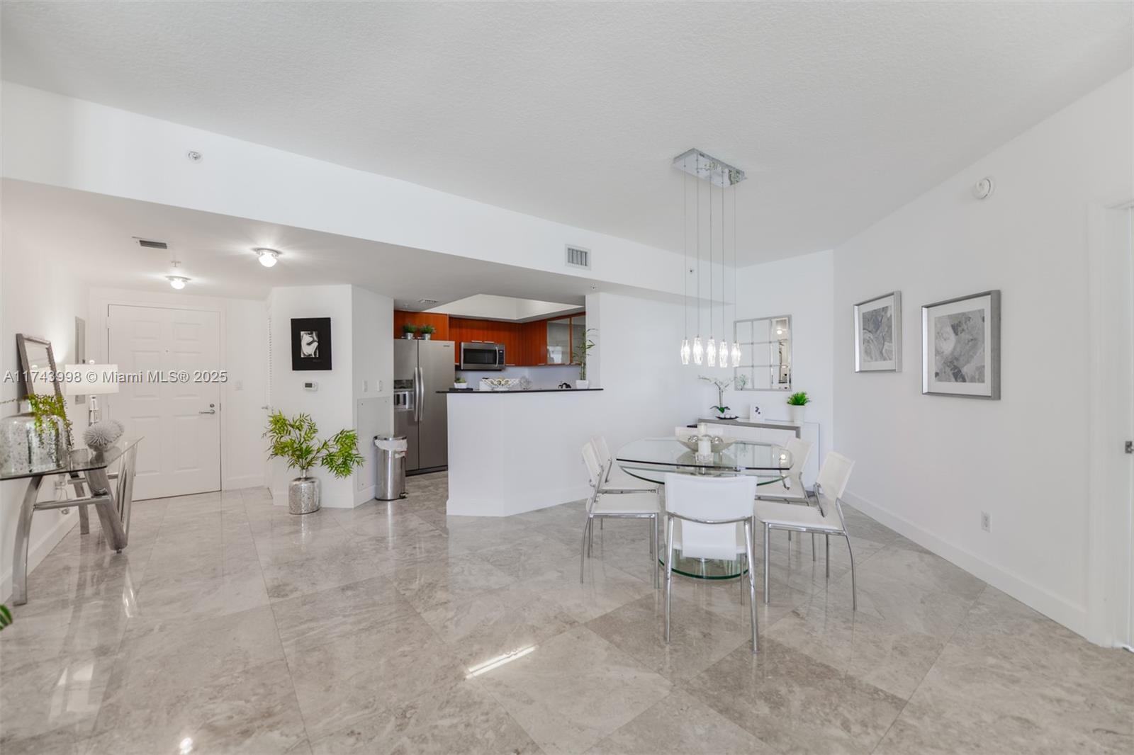16699 Collins Ave. 1804 Property Photo 4