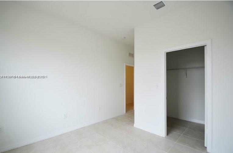 830 Ne 191 St Property Photo 19