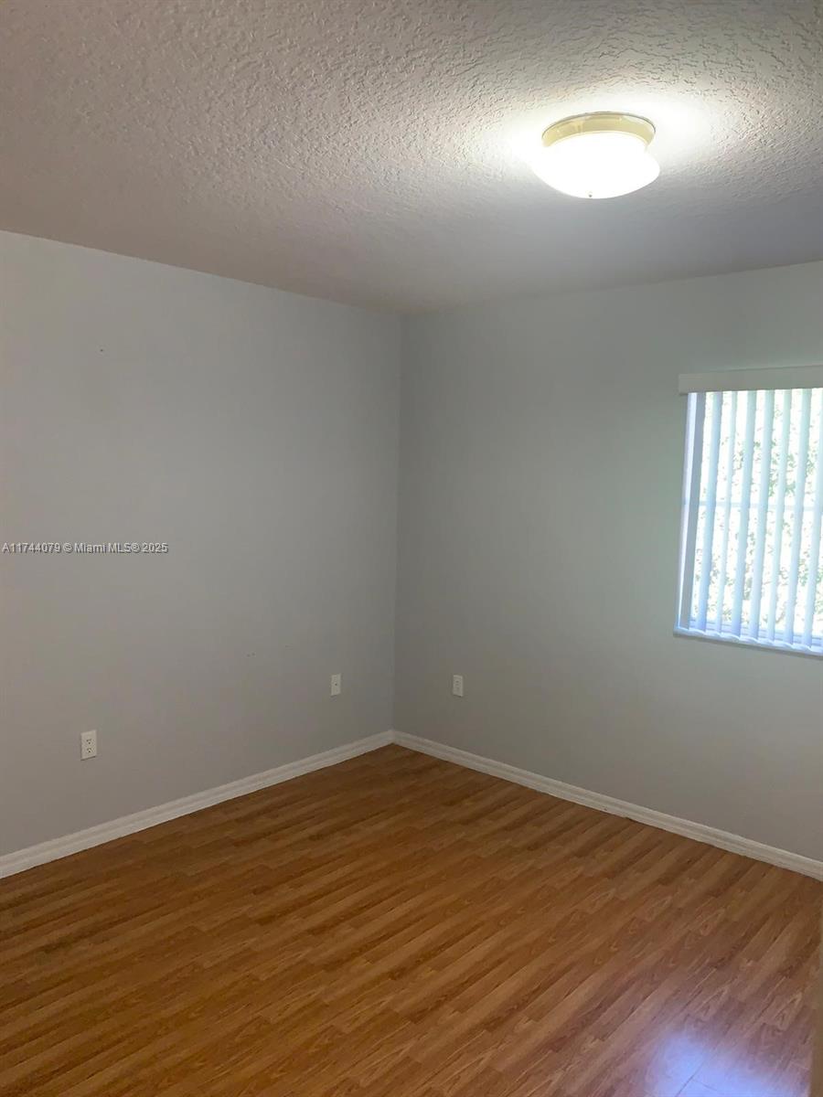 865 Sw 6th Ct Property Photo 18