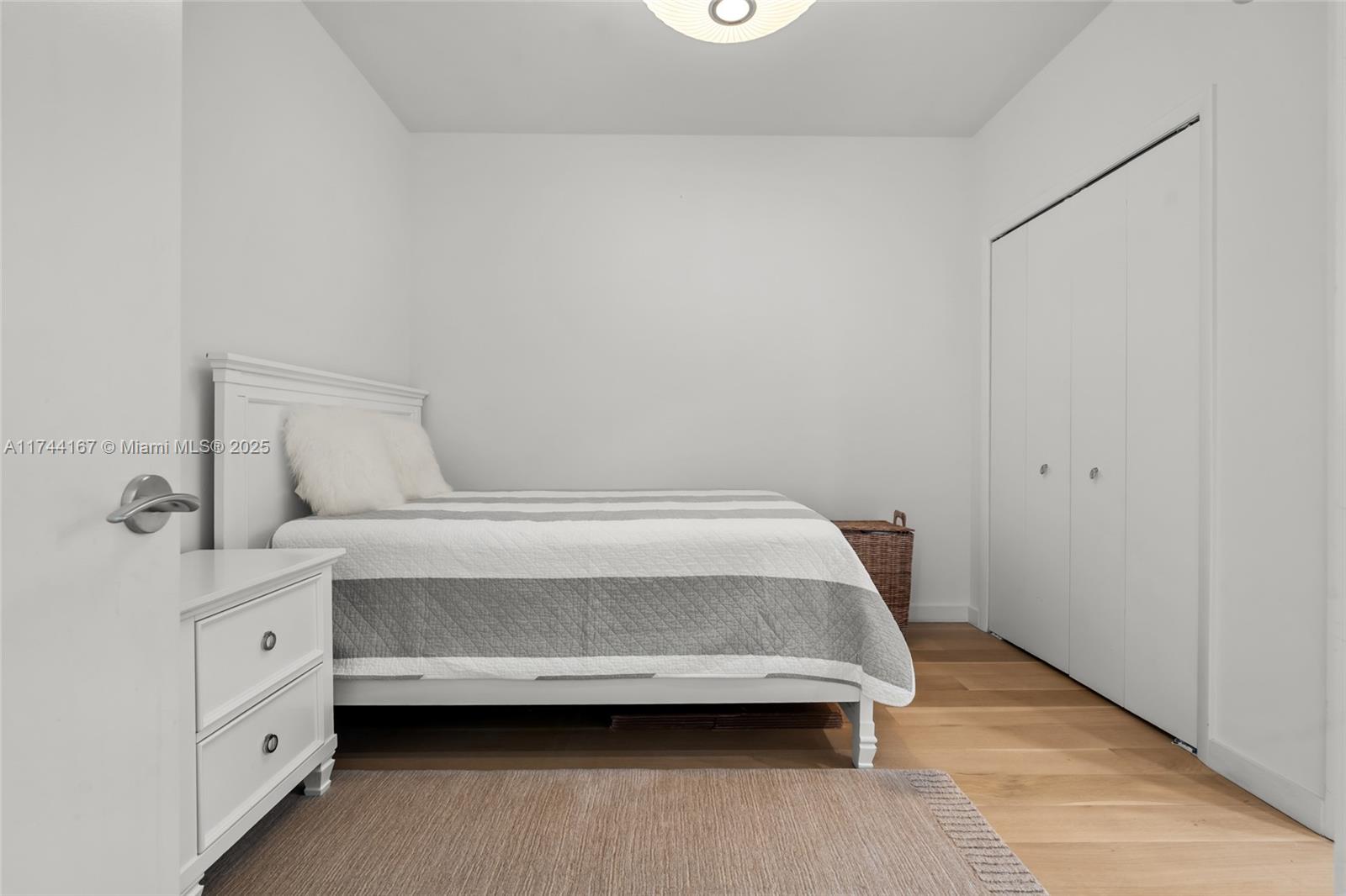 17001 Collins Ave 2702 Property Photo 21