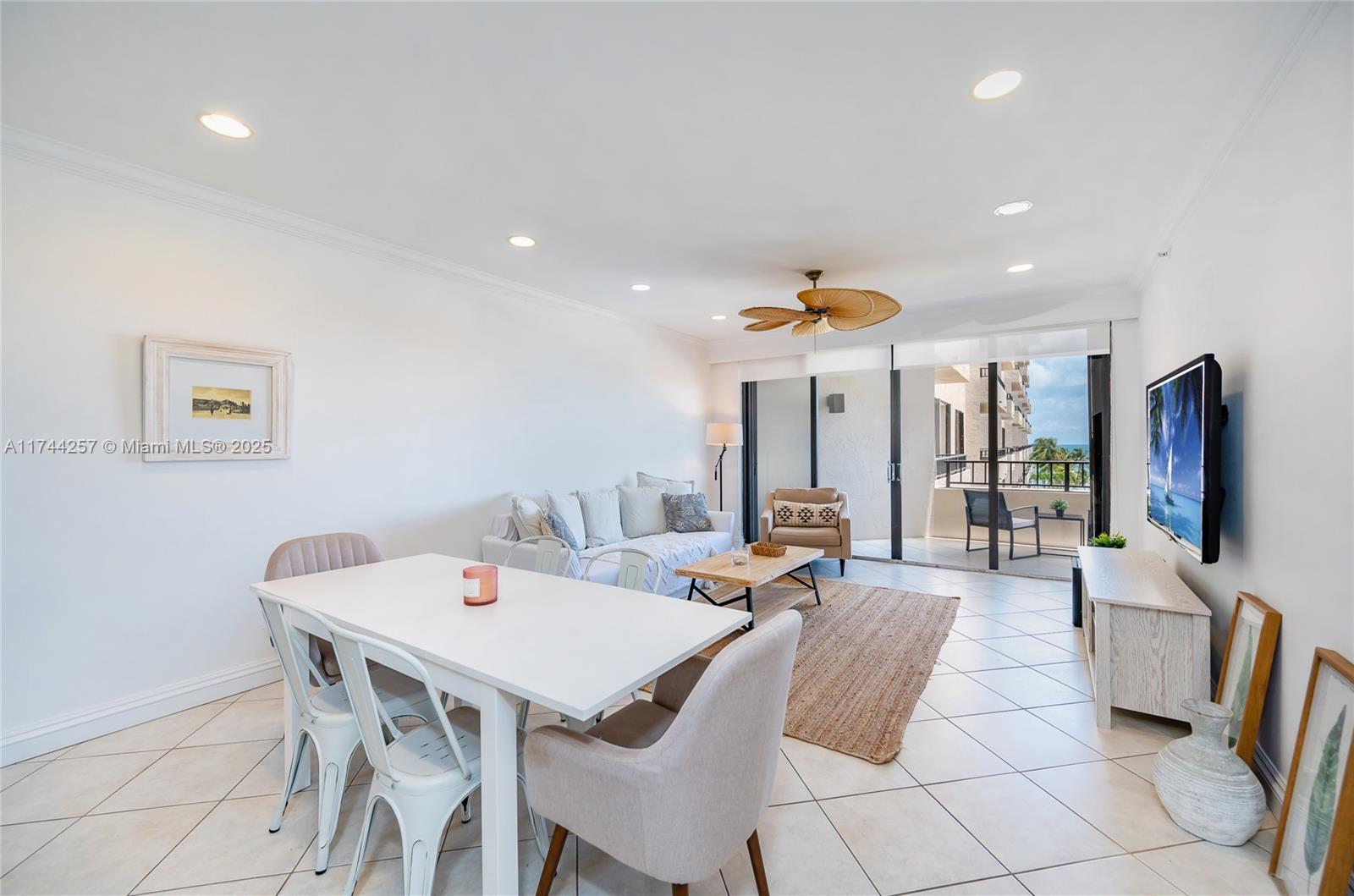 201 Crandon Blvd 505 Property Photo 8