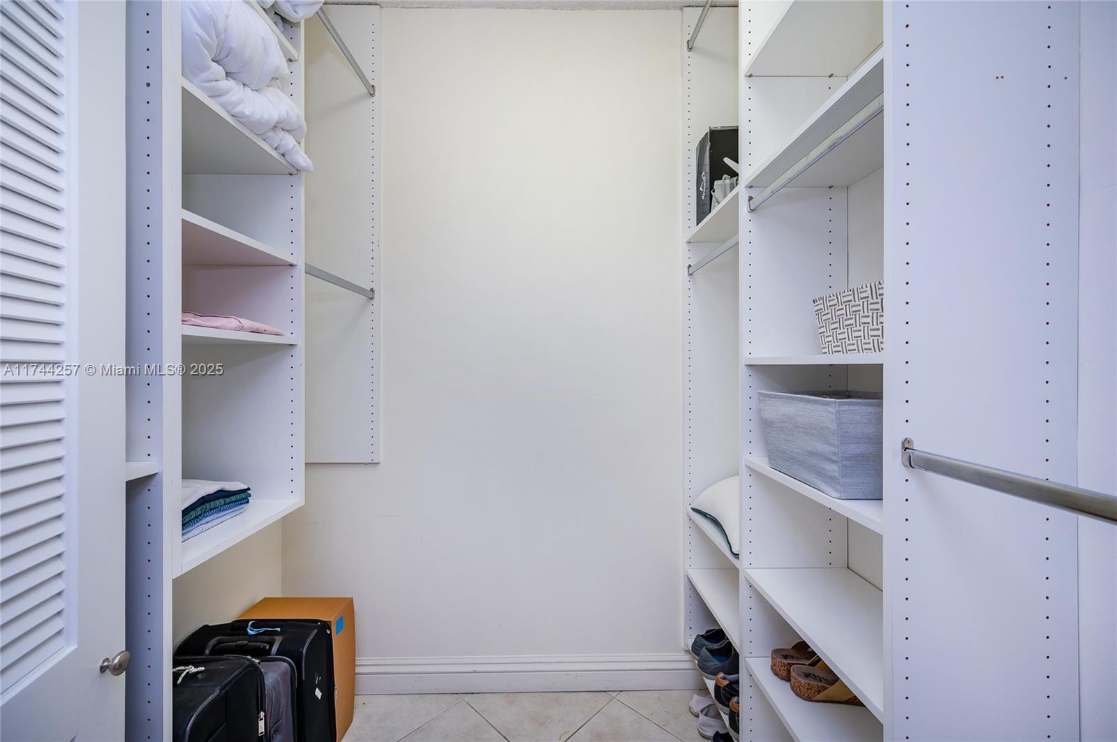 201 Crandon Blvd 505 Property Photo 23