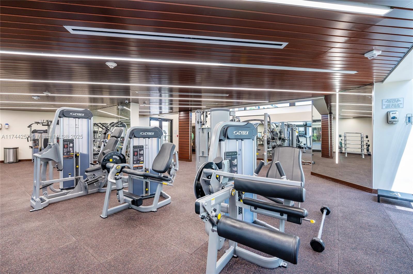 201 Crandon Blvd 505 Property Photo 27