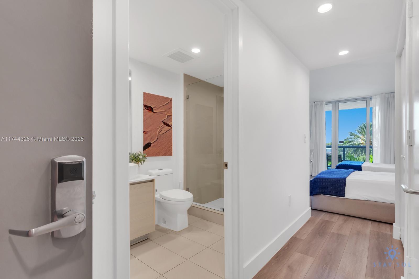 2602 E Hallandale Beach Blvd R506 Property Photo 10