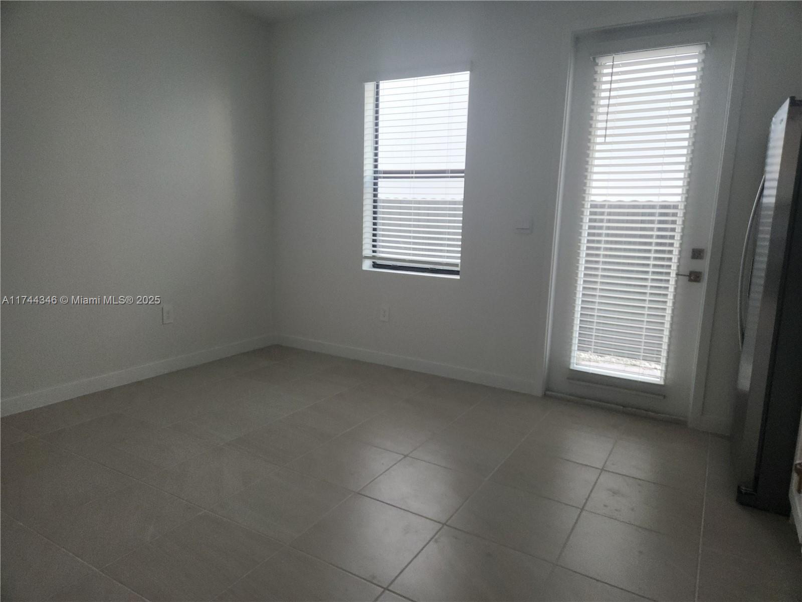 12925 Sw 267 Street Property Photo 5