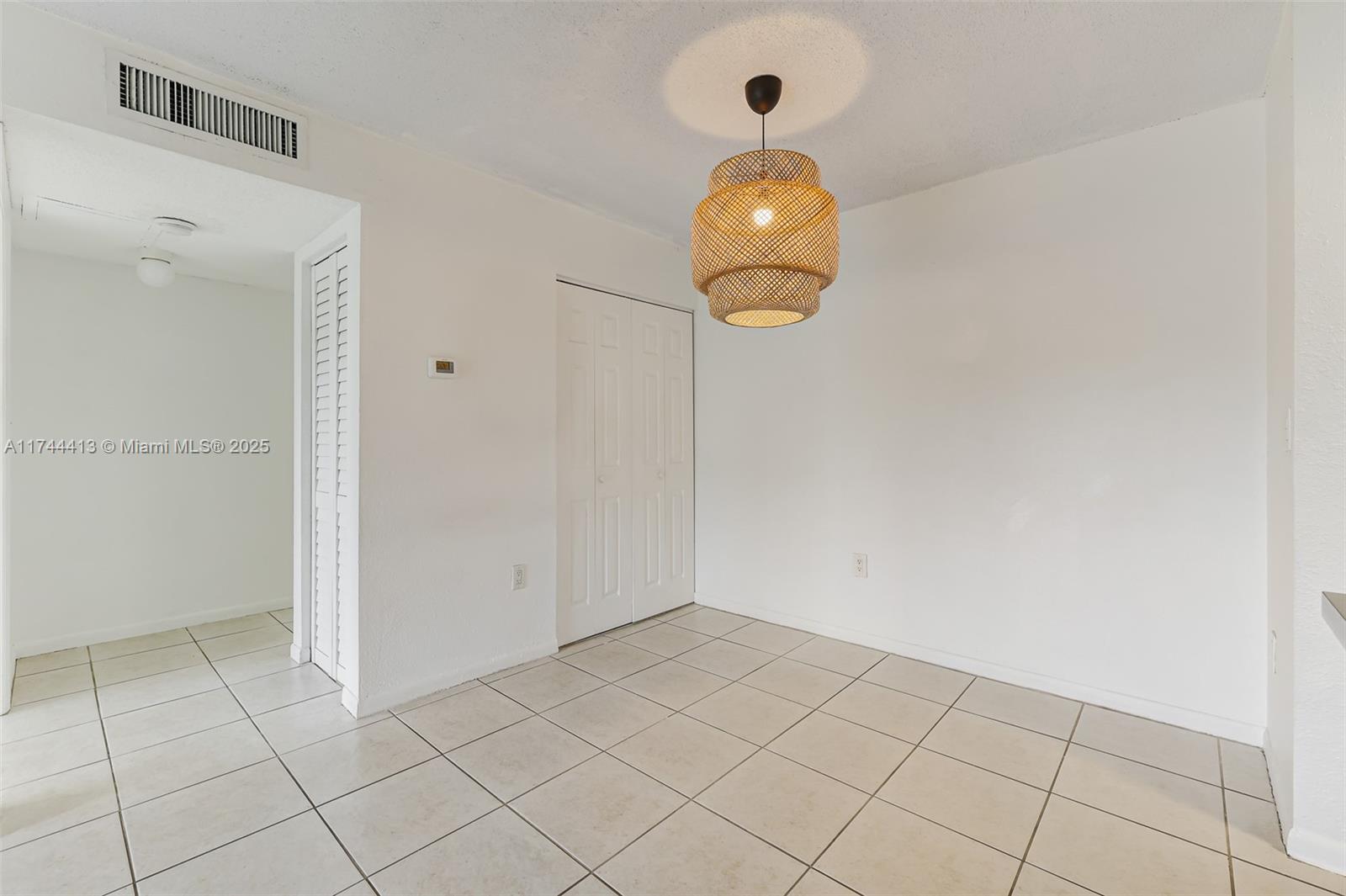 10765 Sw 108th Ave 103 Property Photo 6