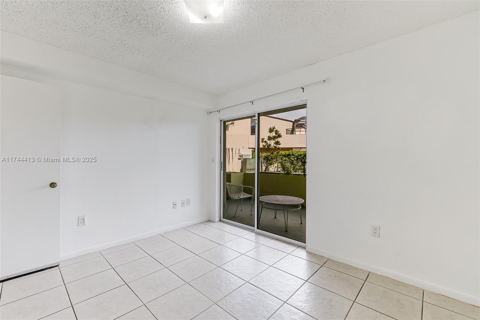 10765 Sw 108th Ave 103 Property Photo 16