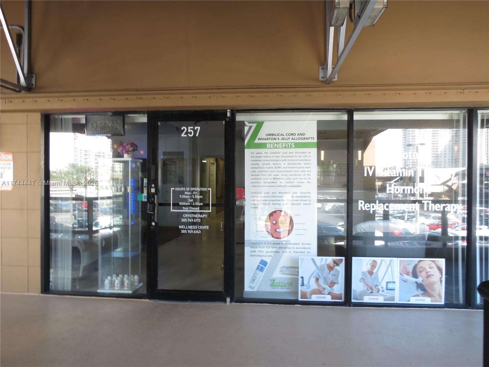 17070 Collins Ave Property Photo 5