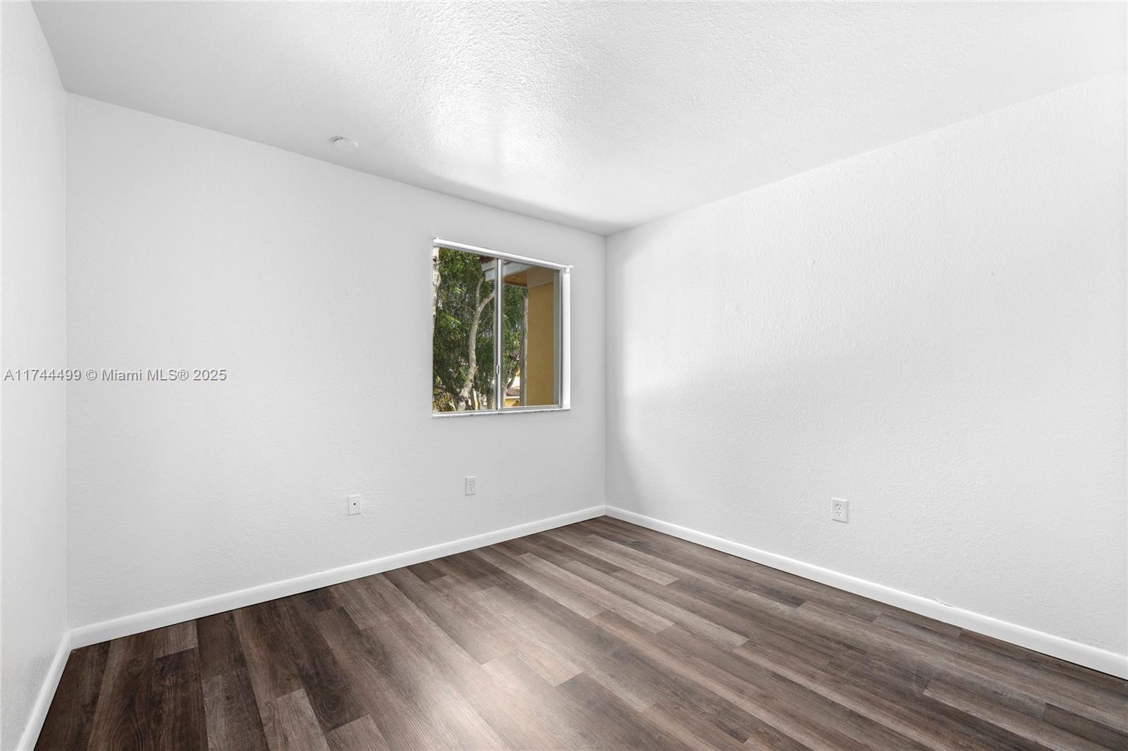 2445 Se 14th Ave 375 Property Photo 11