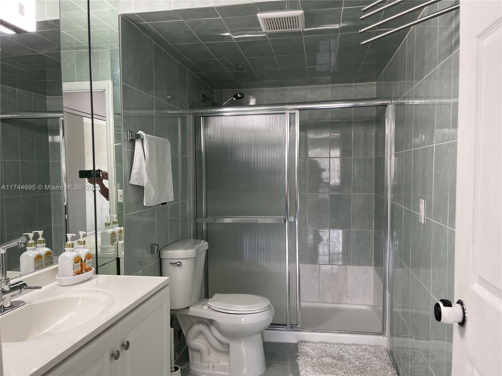 200 178th Dr 609 Property Photo 16