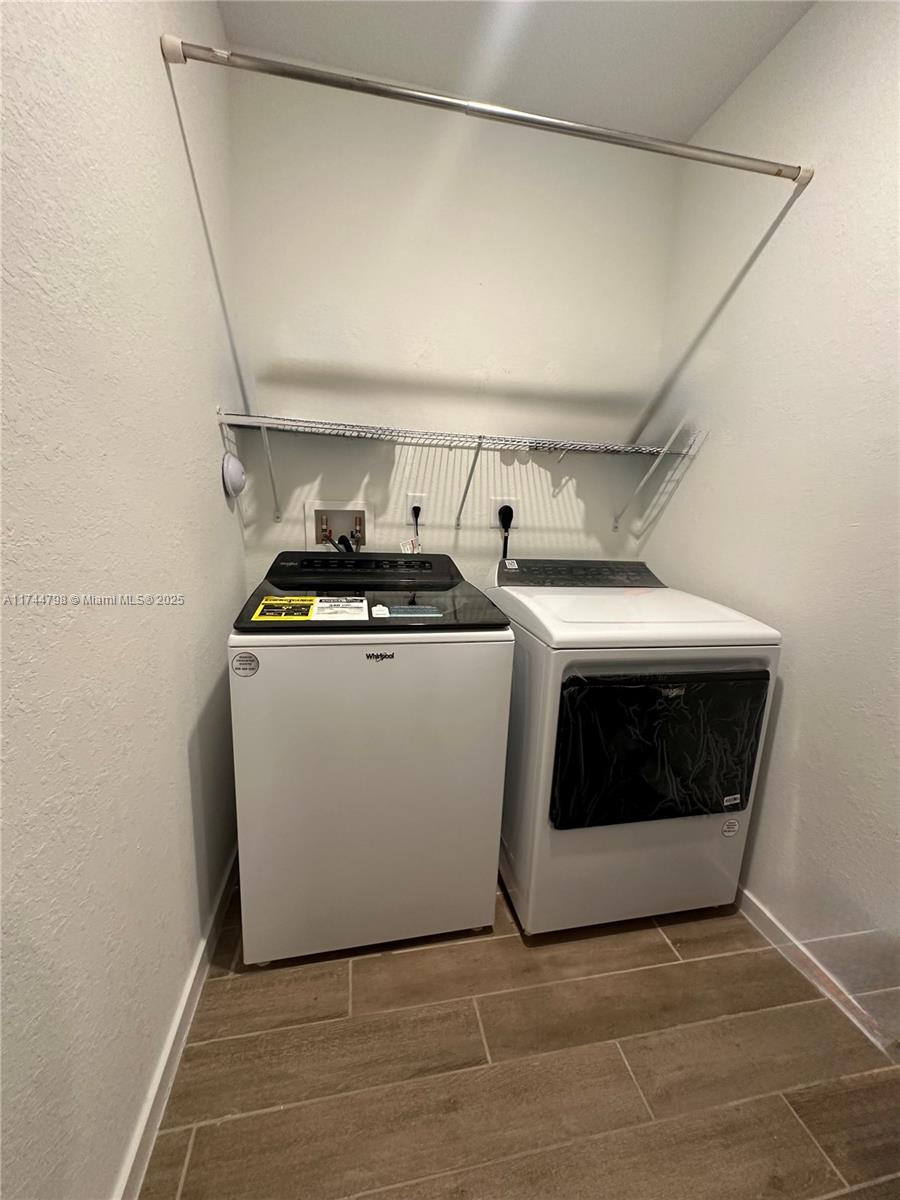 829 Se 17th St 1 Property Photo 19