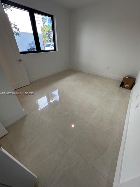 5571 W Oak Way 5571 Property Photo 7