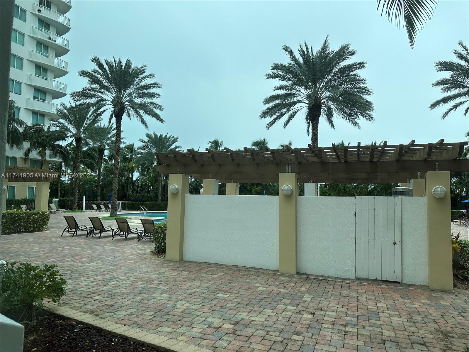 1755 E Hallandale Beach Blvd Mez7e Property Photo 15