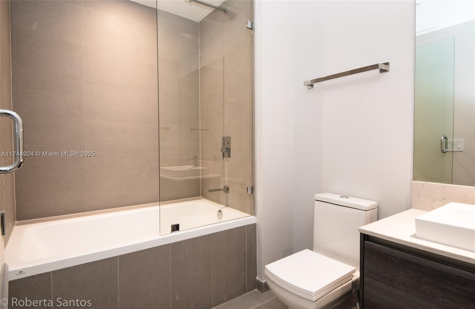 1080 Brickell Ave 3205 Property Photo 5