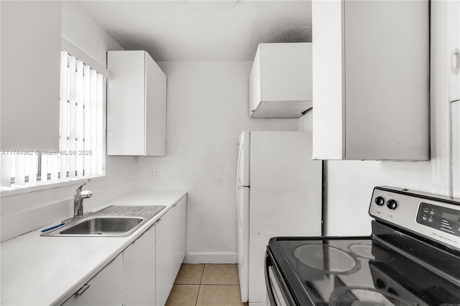 7525 Ne Miami Ct Property Photo 18