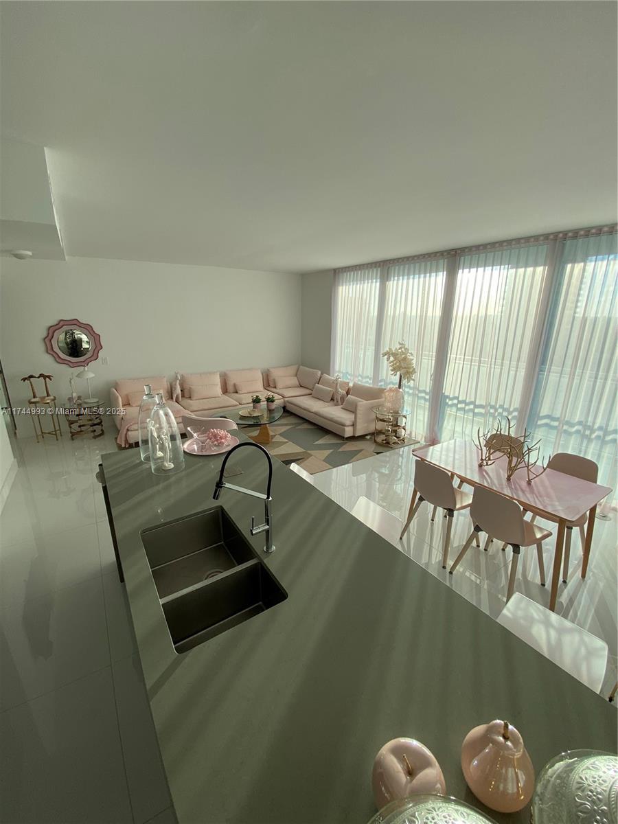 1080 Brickell Ave 2309 Property Photo 10