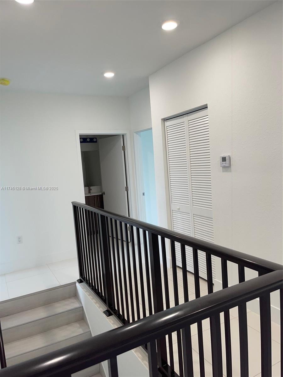 301 Nw 12 Ct Property Photo 13