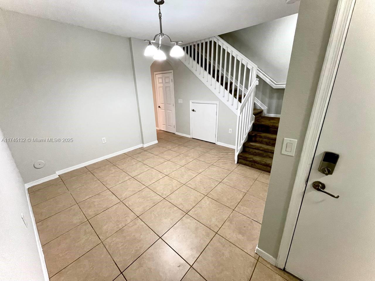 2976 Nw 30th Ct Property Photo 10