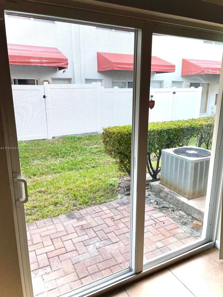 2976 Nw 30th Ct Property Photo 46