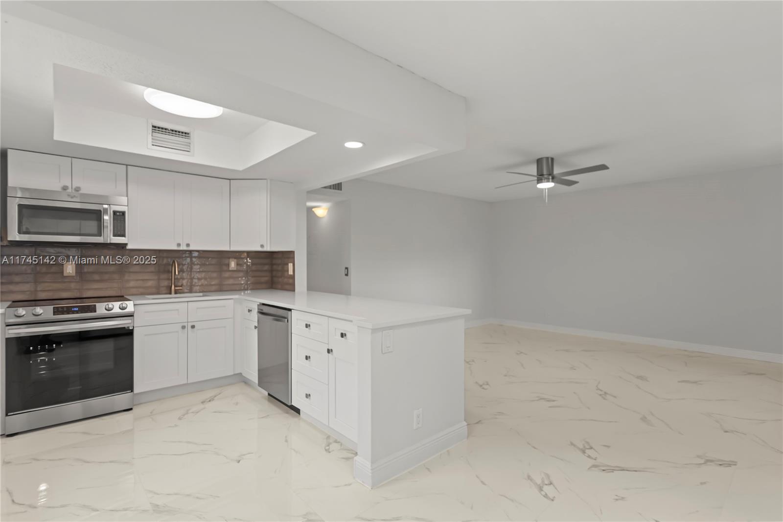 108 Flanders C 108 Property Photo 8