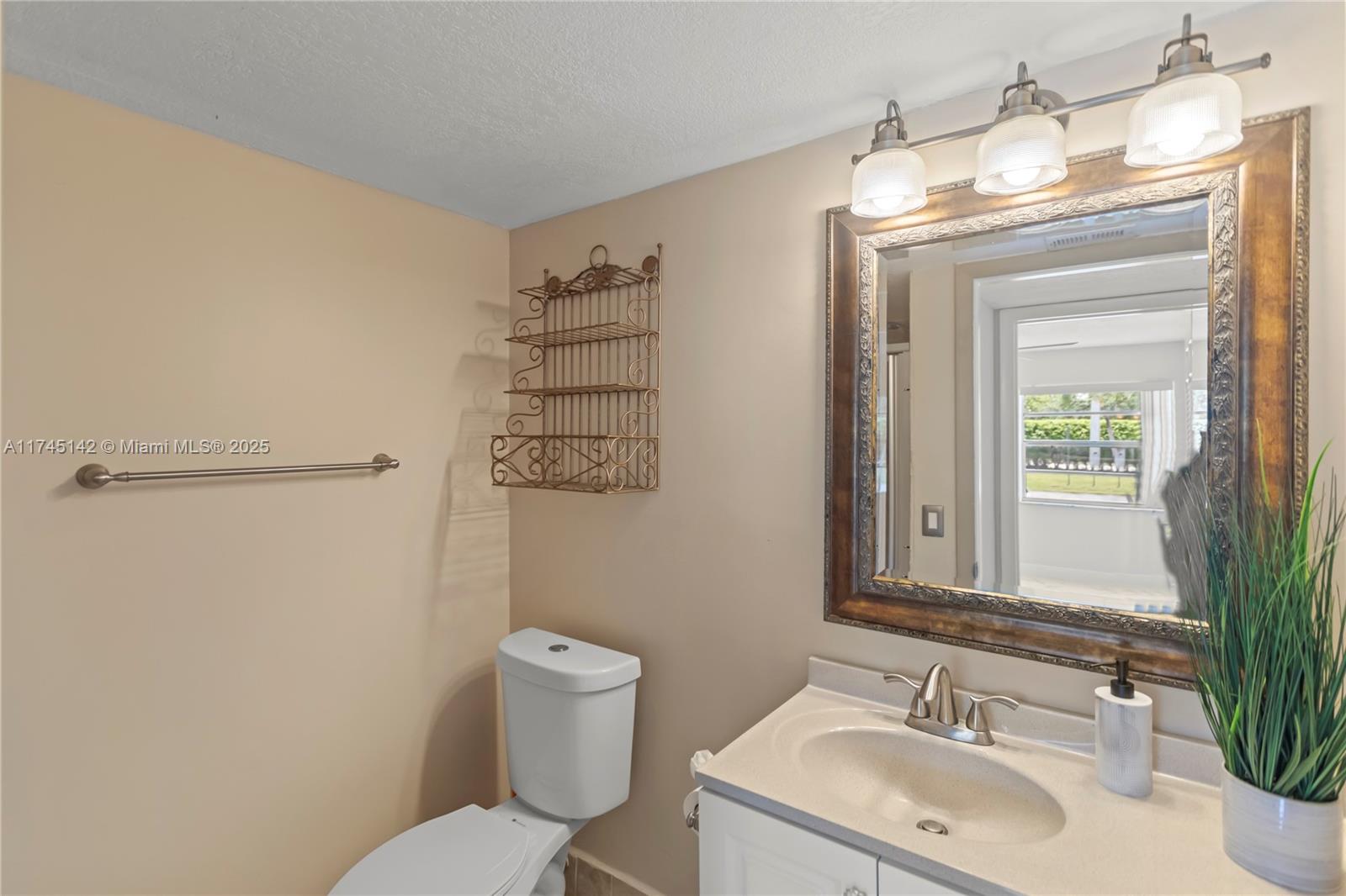 108 Flanders C 108 Property Photo 23