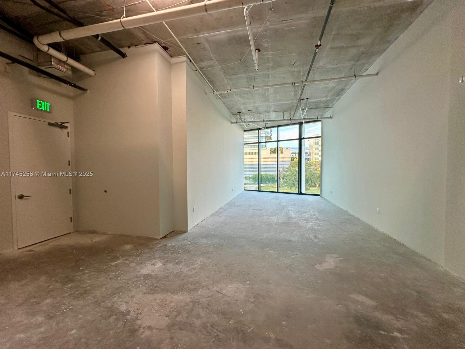 21290 Biscayne Blvd 302 Property Photo 12