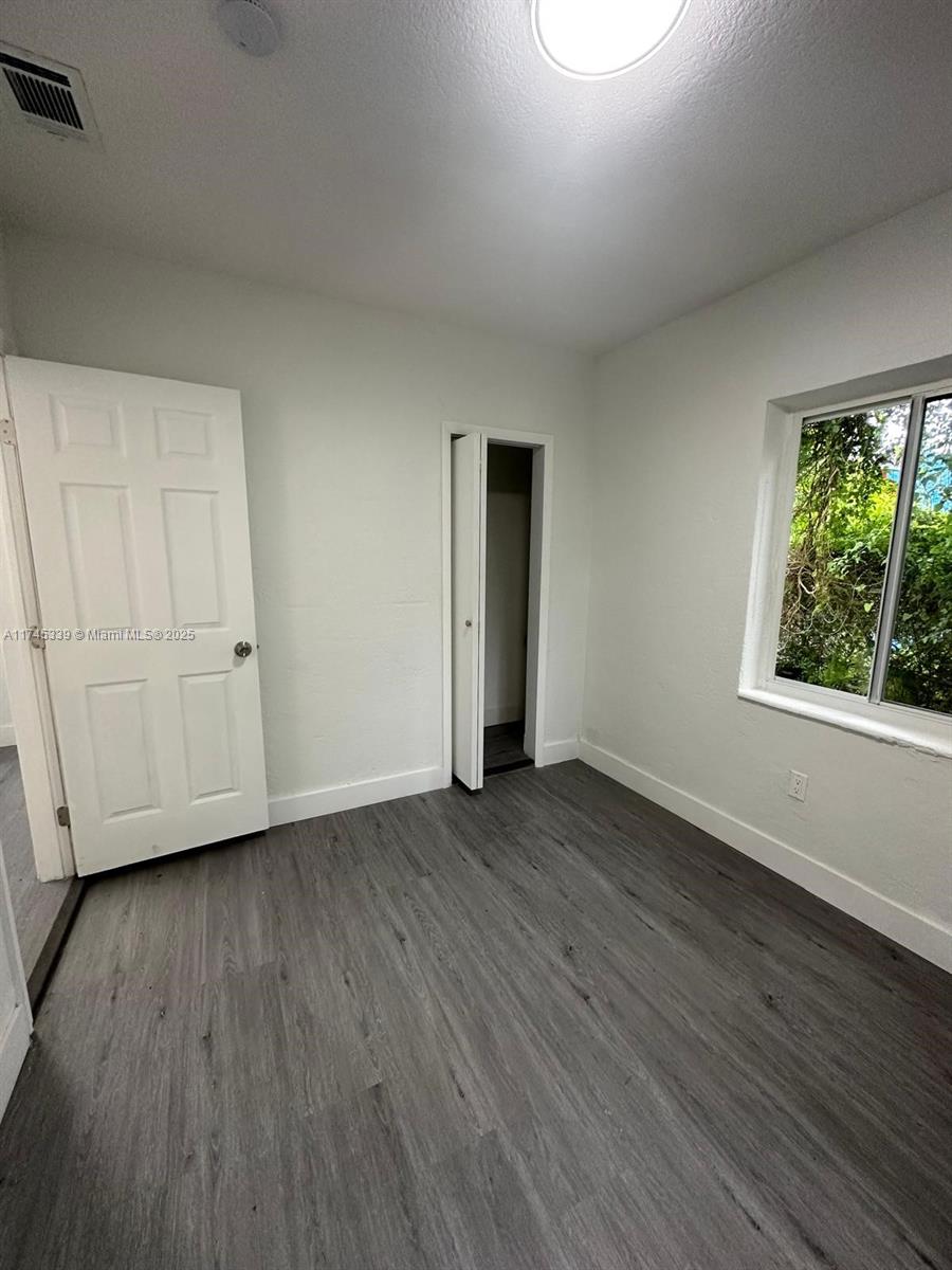 1812 Nw 64th Property Photo 11