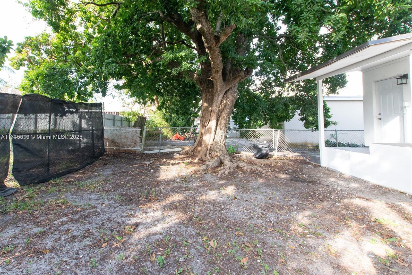 1812 Nw 64th Property Photo 20