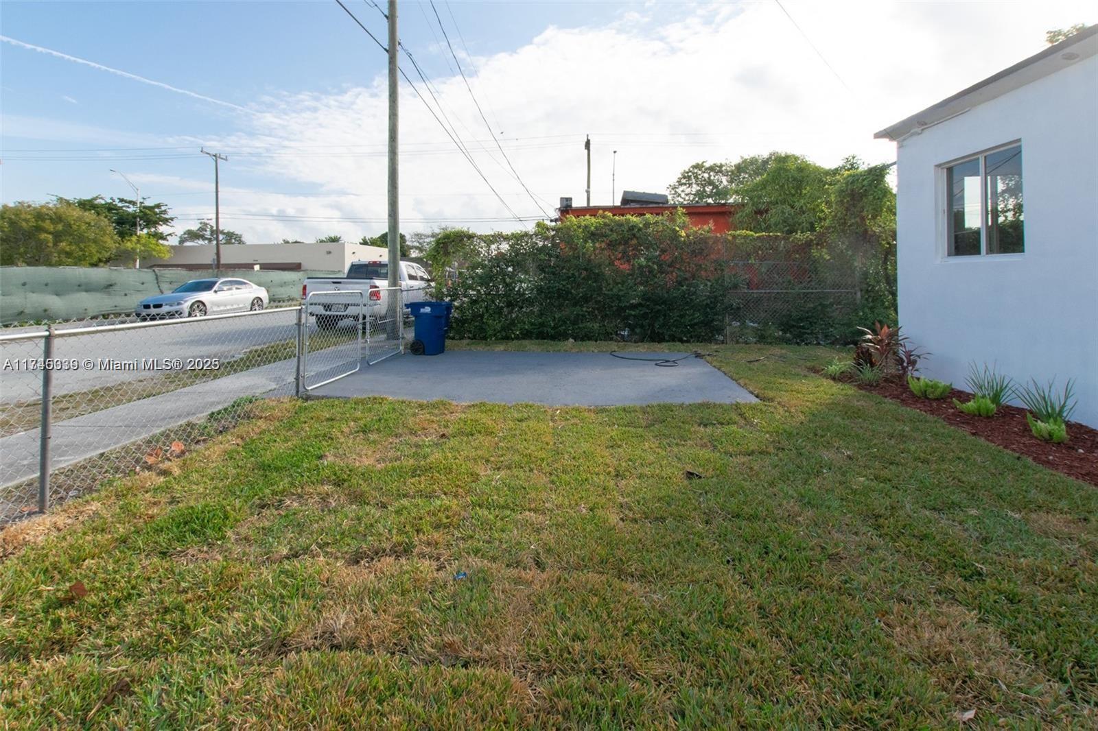 1812 Nw 64th Property Photo 23