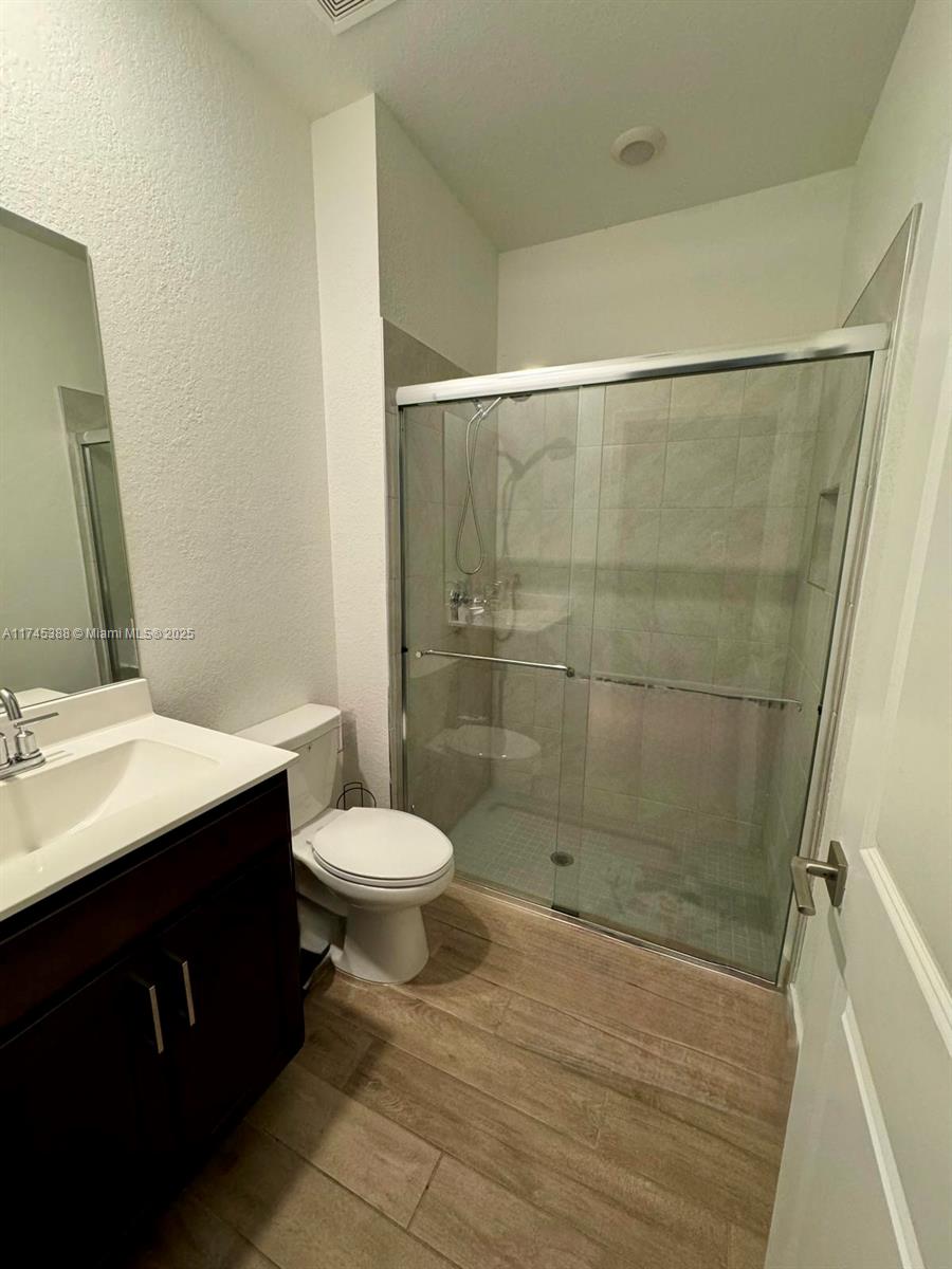 848 Se 17th St 0 Property Photo 13