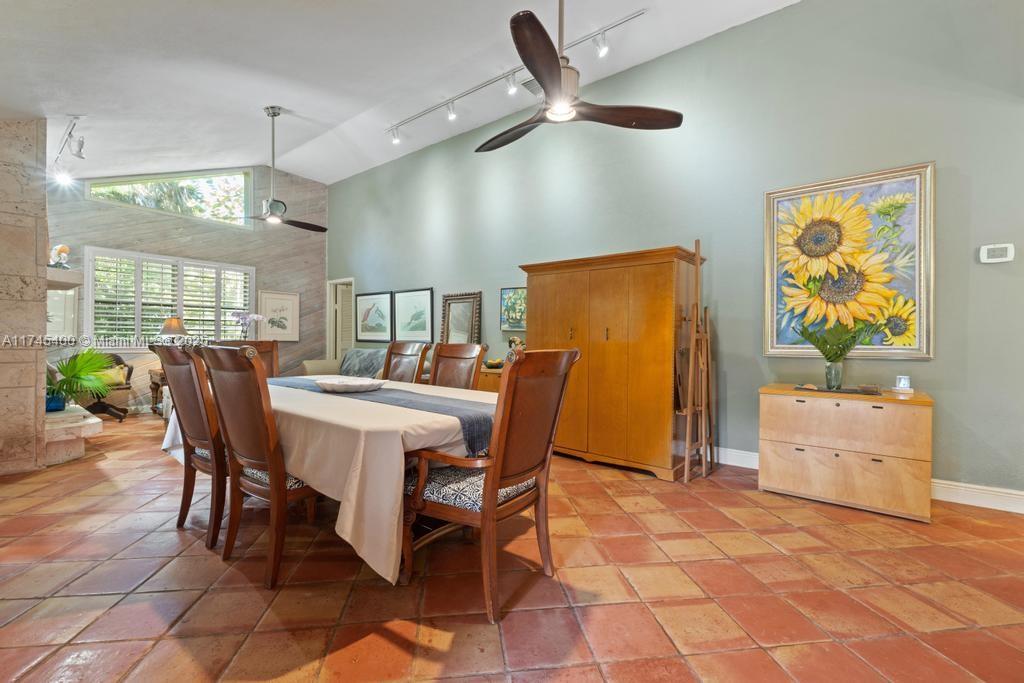 37255 Sw 214th Ave Property Photo 8